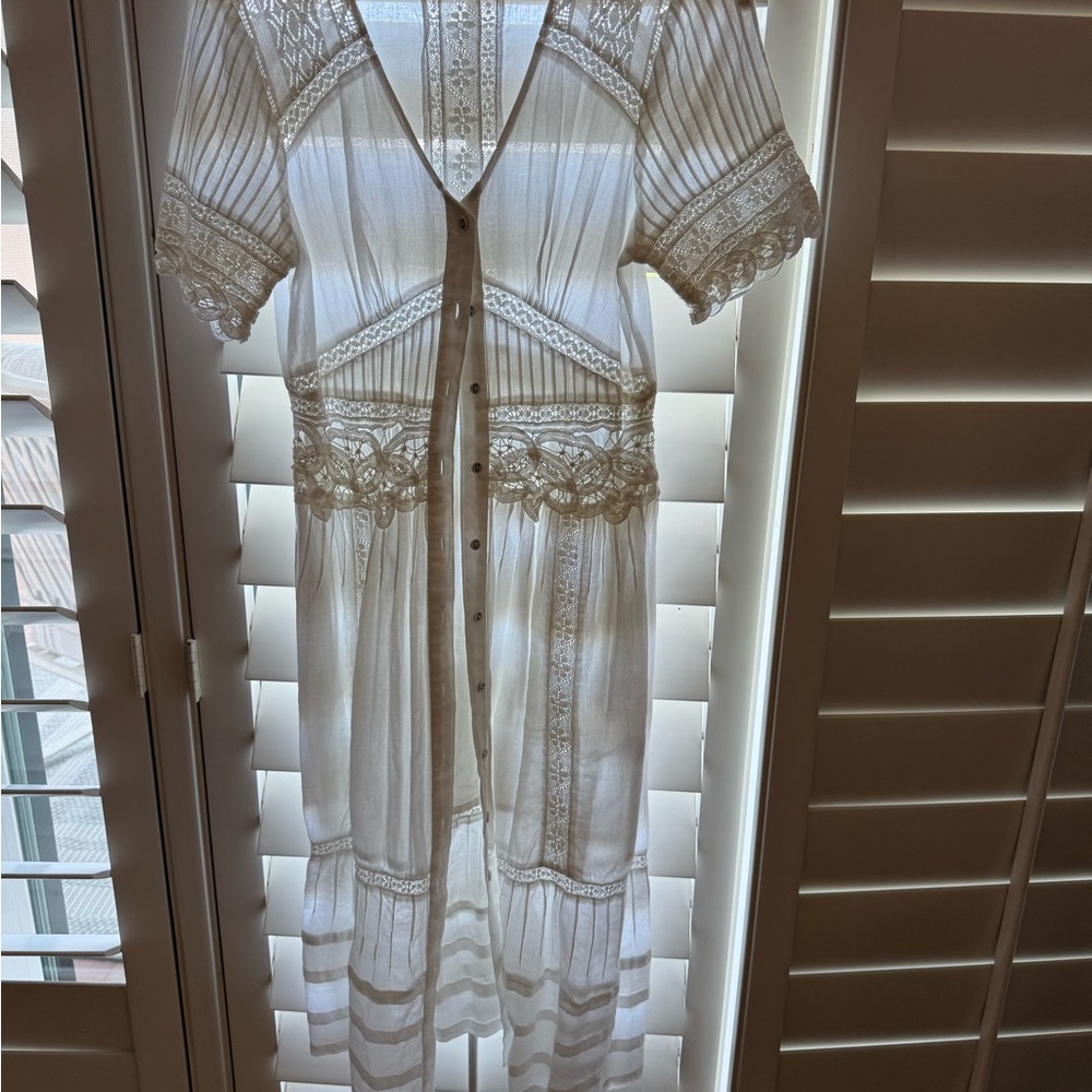 Velvet by Graham & Spencer Cream Lace Top